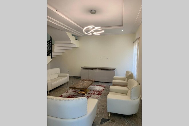 Beautiful 5 bedroom semi detached duplex